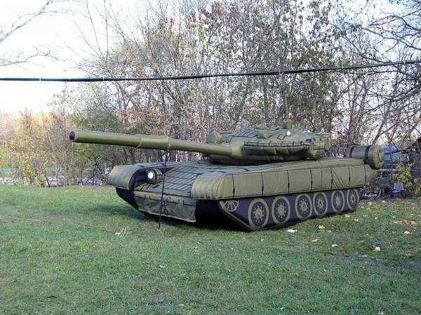 新罗陆地军事假目标坦克